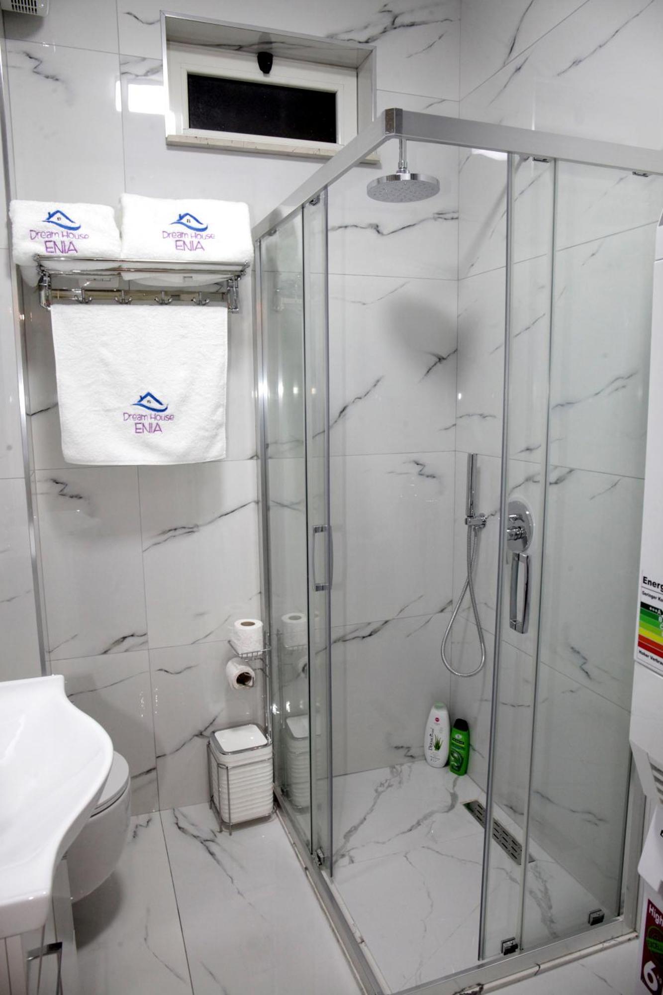 Dream House Enia 2 Apartment ชโคเดอร์ ภายนอก รูปภาพ